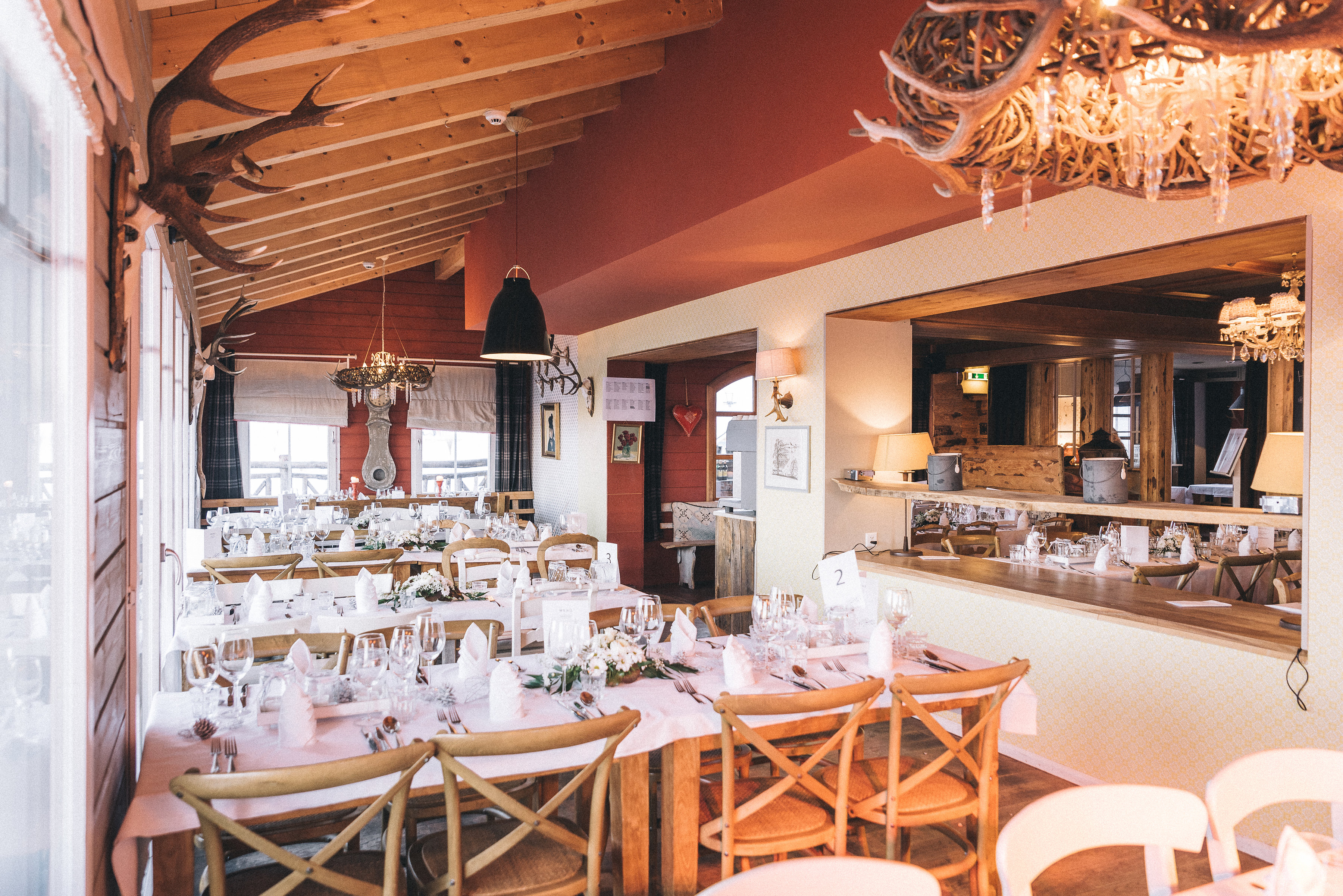 Wedding dinner at Hamilton Lodge